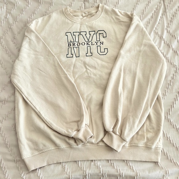 Urban Outfitters NYC Brooklyn Soft Pullover Crewneck Sweater Sz M Streetwear - Picture 4 of 8